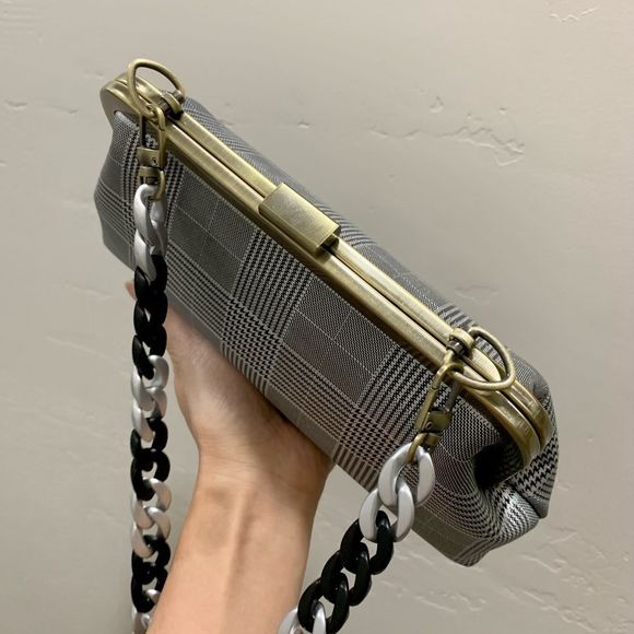 Handmade Genuine Leather Push-lock Clutch/Shoulder Bag/Crossbody & 2 Chains - Picture 11 of 16